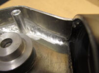 アルミ薄板　隅肉溶接