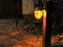 枕木ガーデンライトの修理