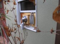 車用ＦＦヒーターを家に取り付ける